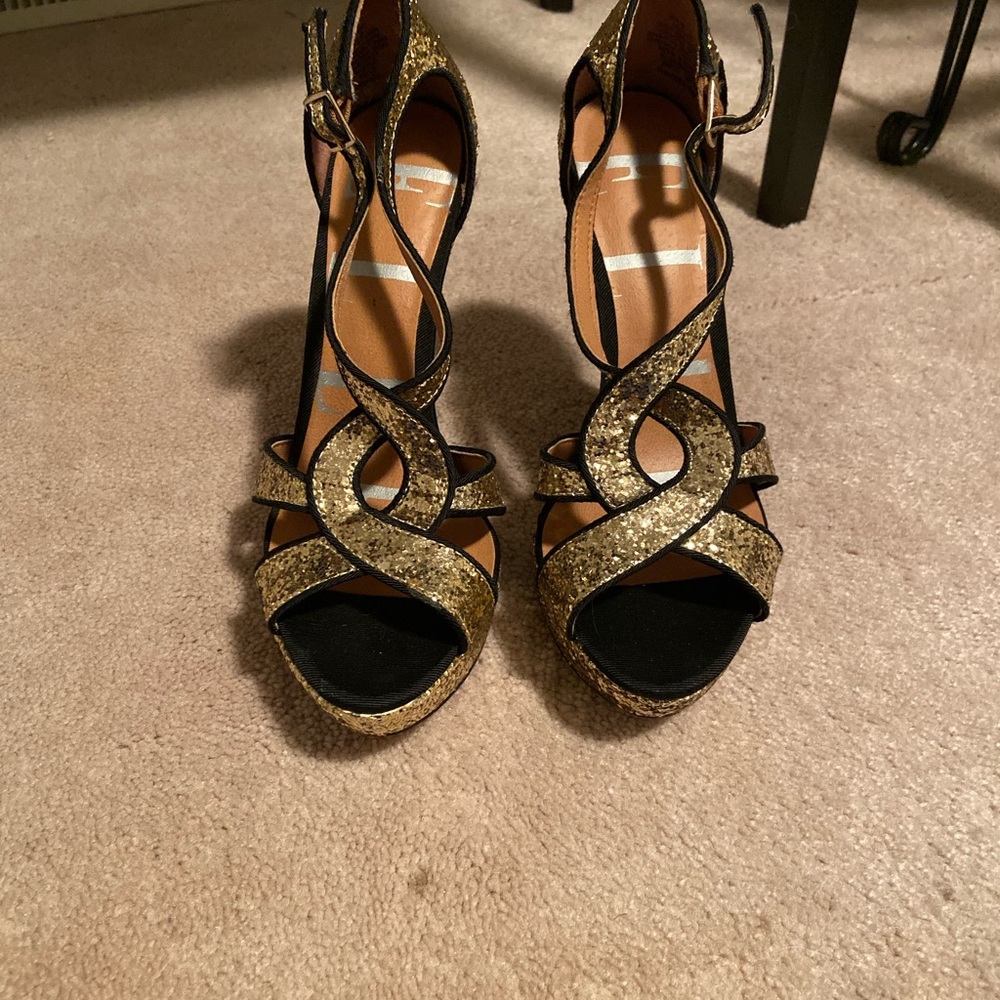 Sparkle heels size 6 - Picture 2 of 7